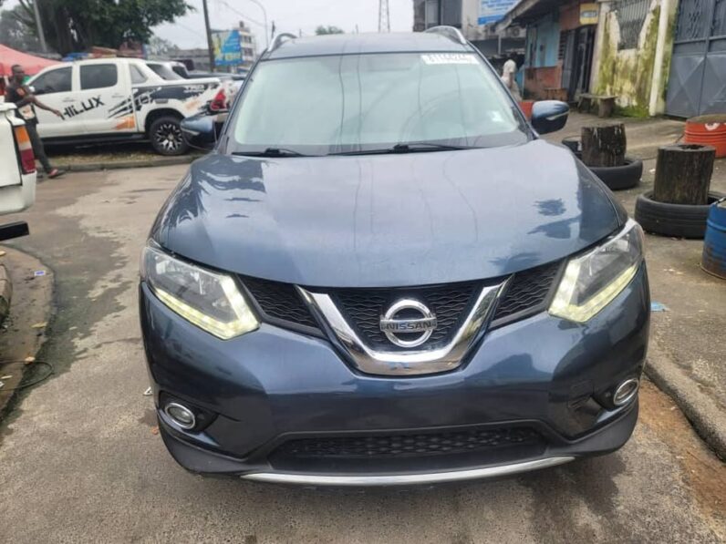Nissan Rogue Sport Version 2015