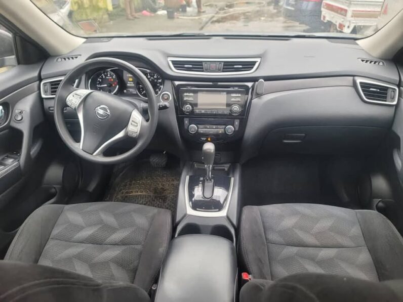 Nissan Rogue Sport Version 2015