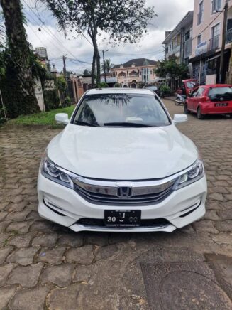 2013 Tune 2017 HONDA ACCORD For Rent - Image 8