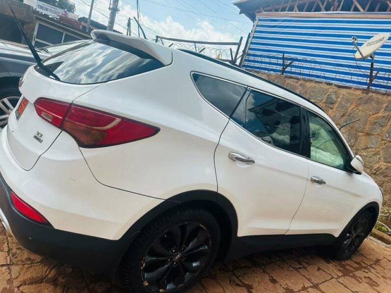 Mercedes BenZ GLA250 4MATIC