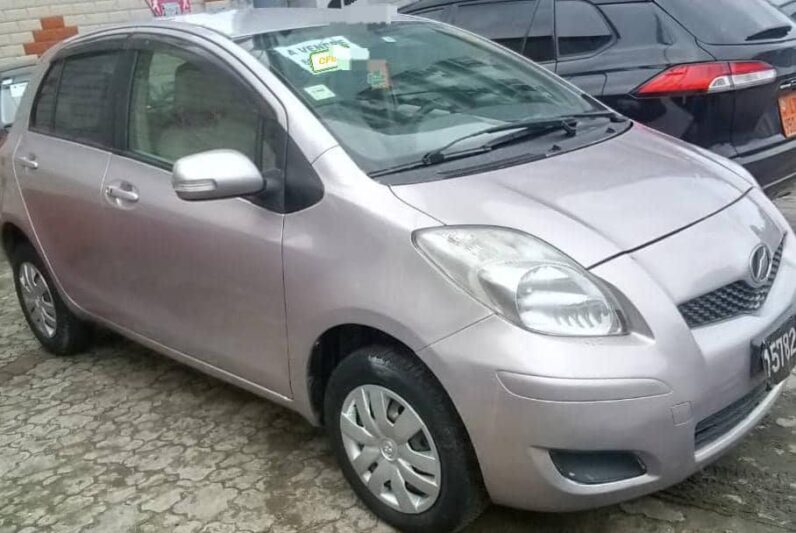 Toyota Yaris Vitz 2010
