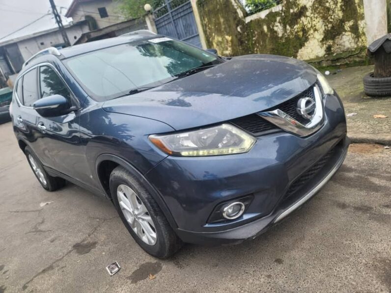 Nissan Rogue Sport Version 2015